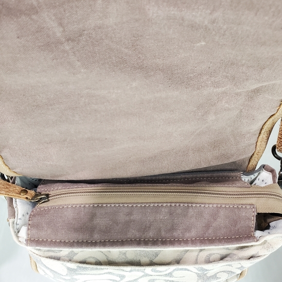 Myra Bag Glare Cowhide Upcycled Canvas Leather Messenger Crossbody Bag - Picture 14 of 16